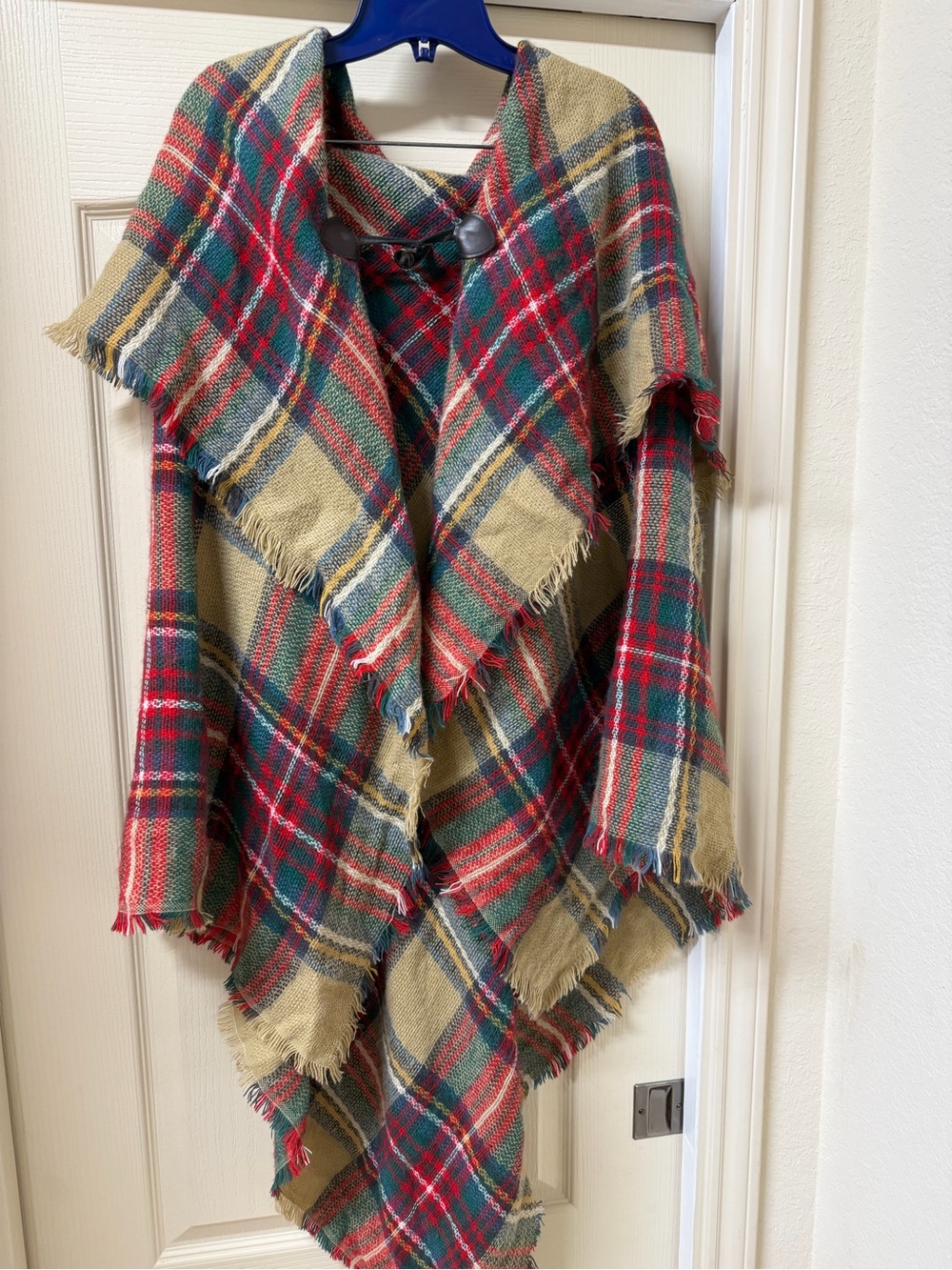 Plaid Fringe Throw Shawl in Red, Green & Tan